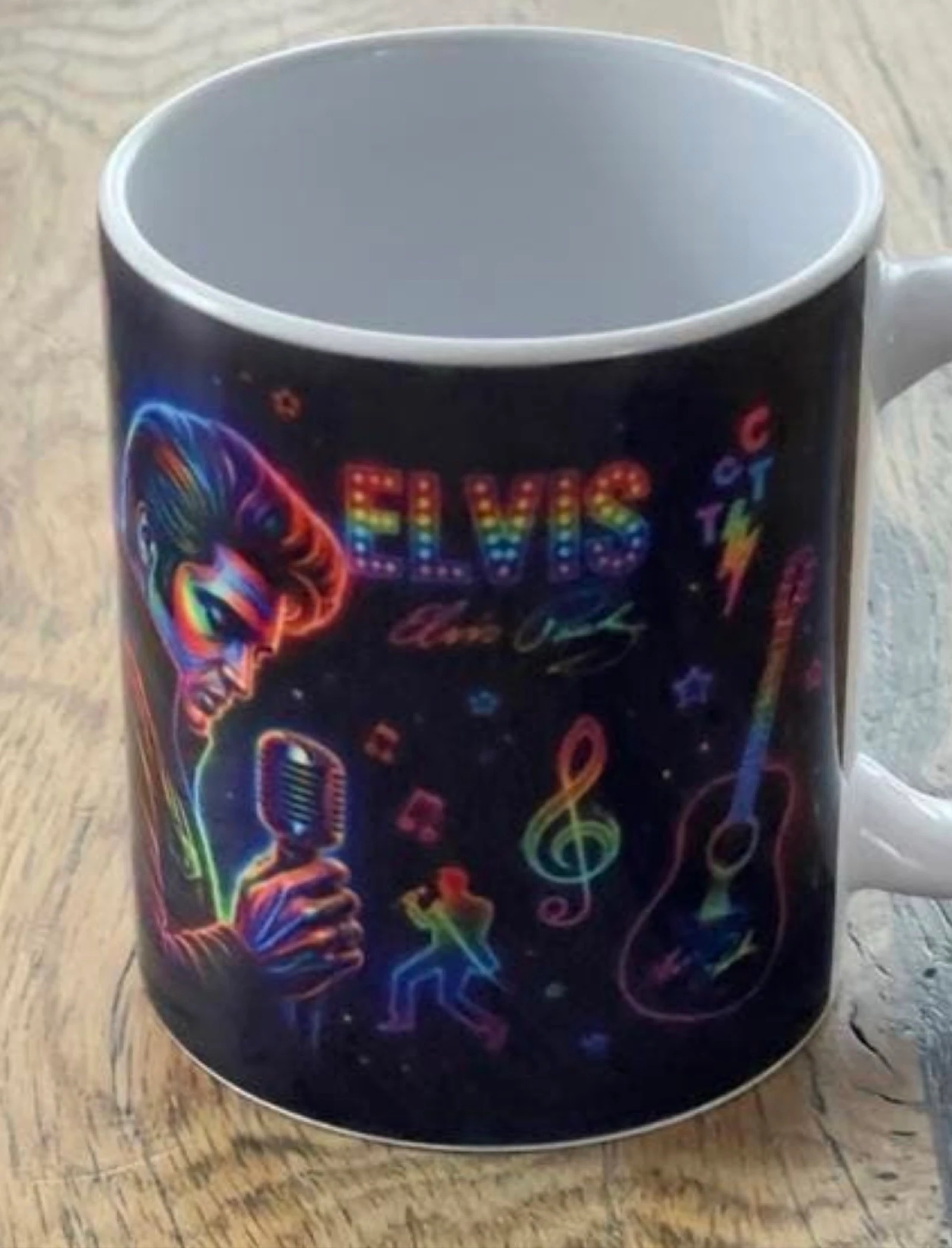 Elvis Presley Mok – Kleurrijk Neon Design 🎤🎸